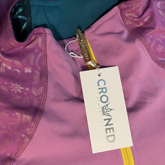 Crowned Athletics - Golden Fate - Reversible Jacket - NWT - XXL - Disney Tangled - Picture 14 of 15
